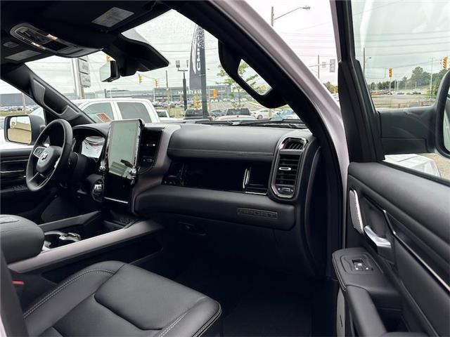 2025 RAM 1500 Sport (Stk: 28396T) in Newmarket - Image 10 of 14