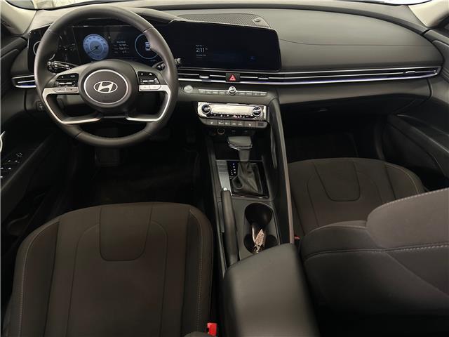 2025 Hyundai Elantra Preferred w/Tech Package (Stk: 43803J) in Belleville - Image 10 of 32
