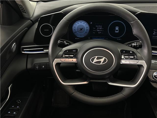 2025 Hyundai Elantra Preferred w/Tech Package (Stk: 43803J) in Belleville - Image 11 of 32
