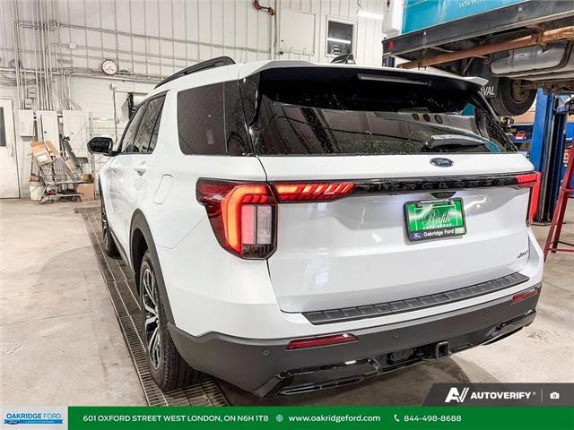 2026 Ford Explorer ST-Line (Stk: U16592) in London - Image 13 of 29