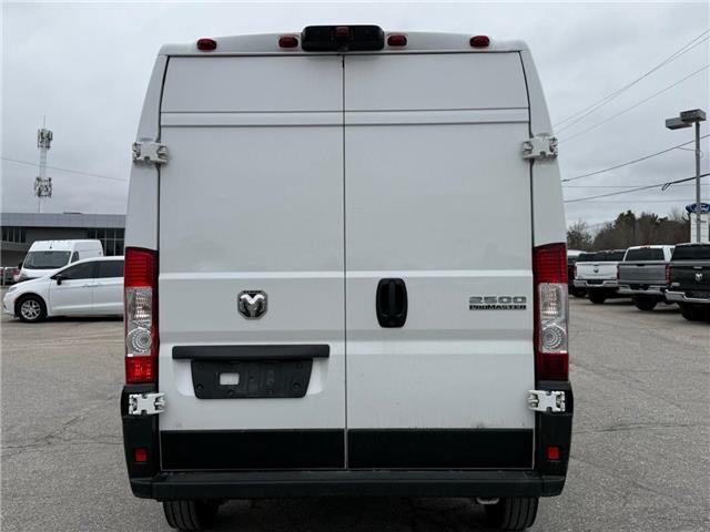 2024 RAM ProMaster 2500 High Roof (Stk: W9443) in Uxbridge - Image 5 of 7