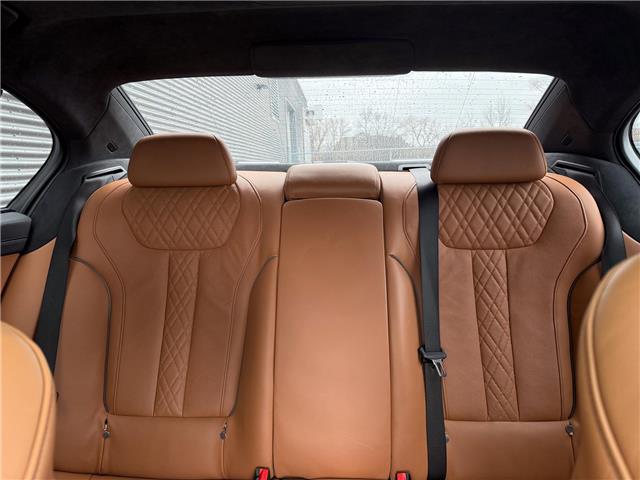 2019 BMW 750i xDrive (Stk: P24700DA) in London - Image 13 of 25