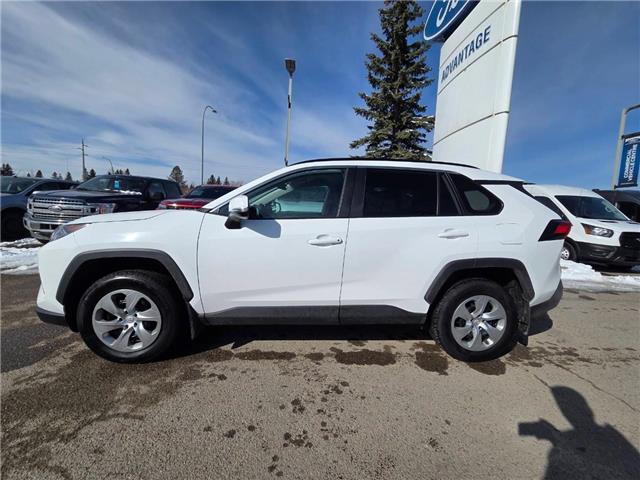 2021 Toyota RAV4 LE (Stk: TA-095A) in Calgary - Image 2 of 9