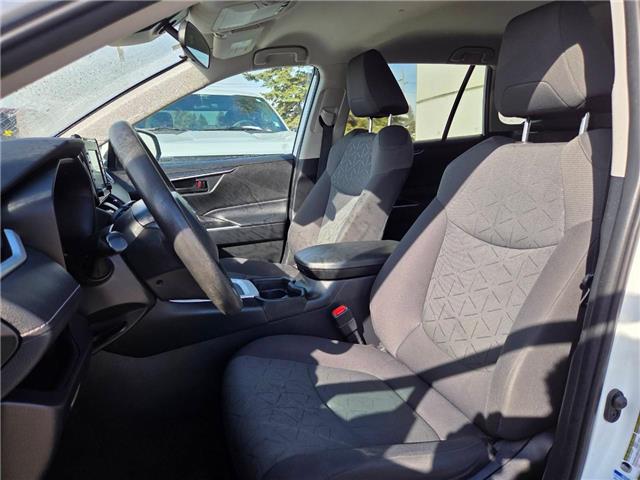 2021 Toyota RAV4 LE (Stk: TA-095A) in Calgary - Image 8 of 9