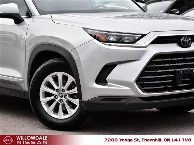 2024 Toyota Grand Highlander XLE (Stk: C39744YA) in Thornhill - Image 2 of 28