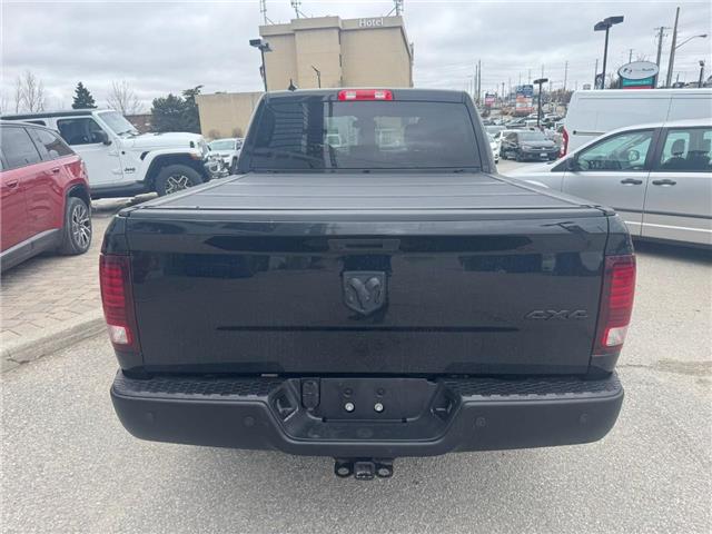 2021 RAM 1500 Classic SLT (Stk: 28379T) in Newmarket - Image 3 of 13