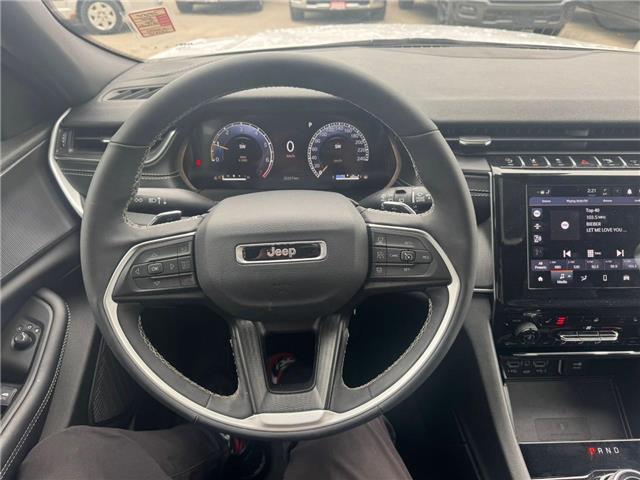 2025 Jeep Grand Cherokee Laredo (Stk: 28387P) in Newmarket - Image 9 of 12
