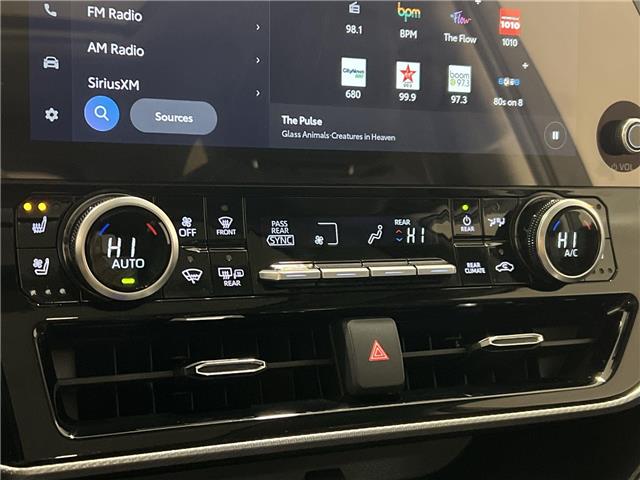 2024 Toyota Highlander Hybrid  (Stk: 14U7415) in Markham - Image 20 of 33
