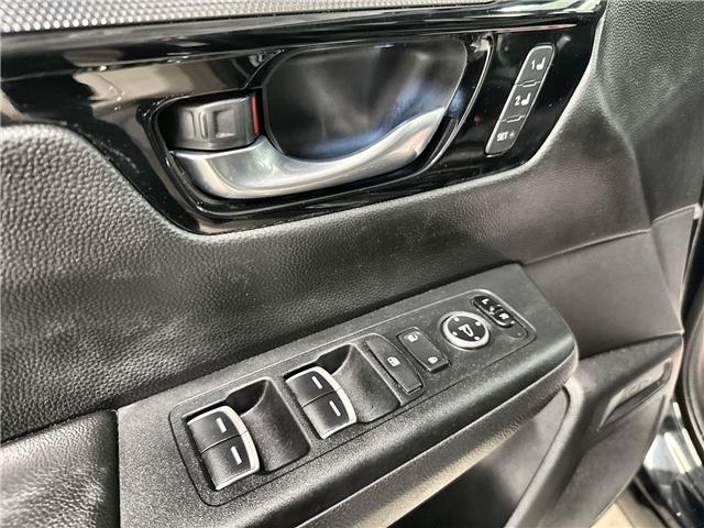 2023 Honda CR-V Hybrid Touring (Stk: 11105657A) in Markham - Image 17 of 32