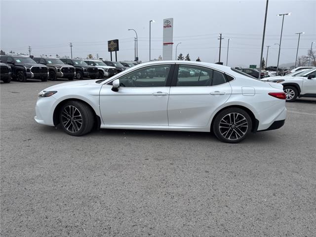 2025 Toyota Camry XLE (Stk: U552900A) in Cranbrook - Image 2 of 20
