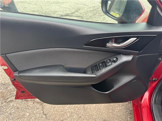 2016 Mazda Mazda3 Sport GS (Stk: 2603095) in Waterloo - Image 10 of 21