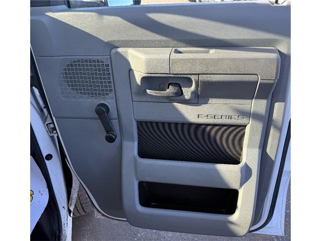 2022 Ford E-450 Cutaway Base (Stk: C15206) in North Bay - Image 22 of 24
