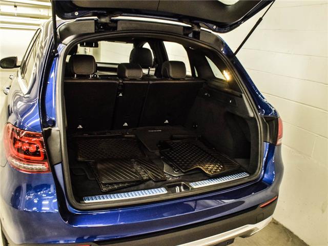 2020 Mercedes-Benz GLC300 GLC 300 4MATIC SUV + No accident + Low mileage (Stk: 260097A) in North York, - Image 9 of 30