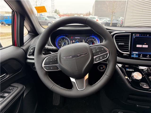 2026 Chrysler Grand Caravan SXT (Stk: 26225) in London - Image 16 of 28