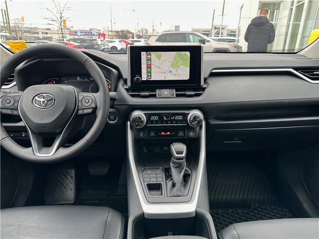 2025 Toyota RAV4 XLE (Stk: W7055) in Cobourg - Image 17 of 29