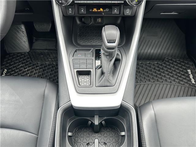 2025 Toyota RAV4 XLE (Stk: W7055) in Cobourg - Image 23 of 29