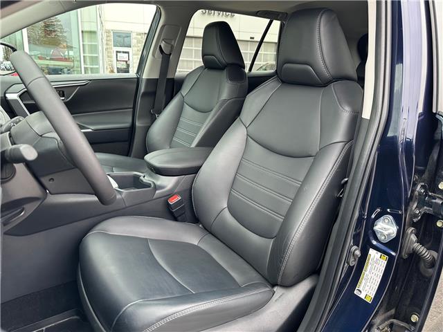 2025 Toyota RAV4 XLE (Stk: W7055) in Cobourg - Image 7 of 29