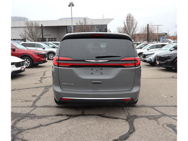 2023 Chrysler Pacifica Touring-L (Stk: 22U3963) in Mississauga - Image 4 of 32