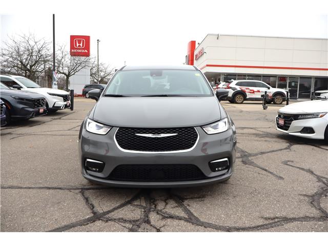 2023 Chrysler Pacifica Touring-L (Stk: 22U3963) in Mississauga - Image 8 of 32