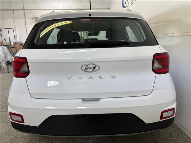 2023 Hyundai Venue Preferred (Stk: 43751J) in Belleville - Image 6 of 28