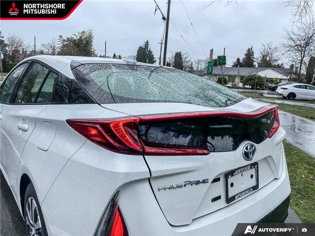 2022 Toyota Prius Prime Base (Stk: 216836) in North Vancouver - Image 10 of 24