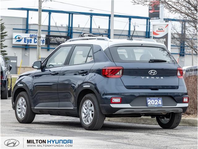 2024 Hyundai Venue Preferred w/Two-Tone (Stk: 326368A) in Milton - Image 5 of 23