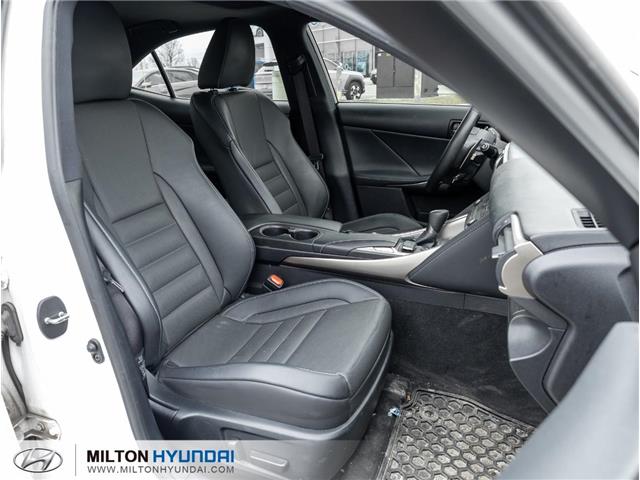 2019 Lexus IS 300 Base (Stk: 037446) in Milton - Image 26 of 29