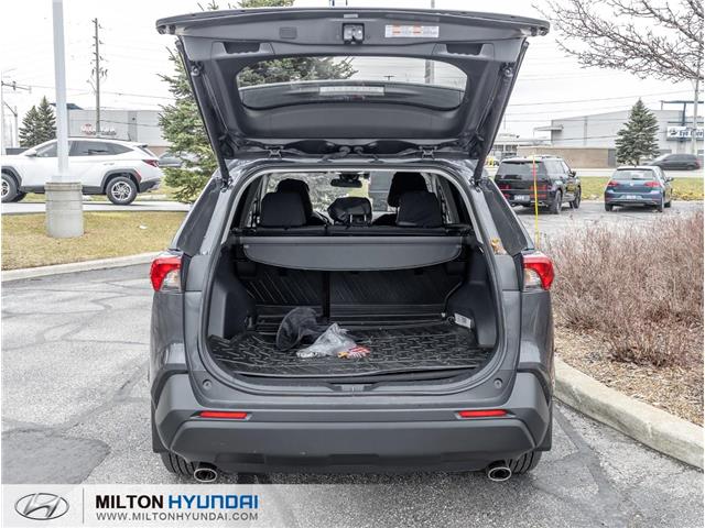 2025 Toyota RAV4 Hybrid XLE (Stk: 285207) in Milton - Image 7 of 24