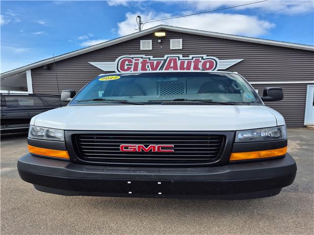 2022 GMC Savana 2500 Work Van (Stk: -) in Sussex - Image 2 of 10