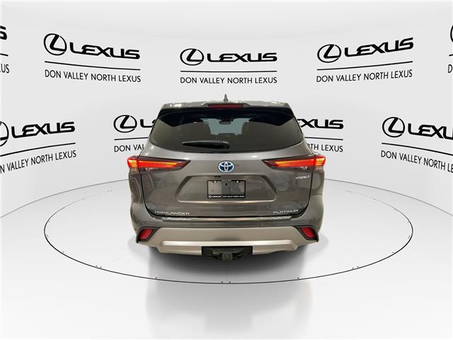 2024 Toyota Highlander Hybrid  (Stk: 14U7415) in Markham - Image 8 of 33