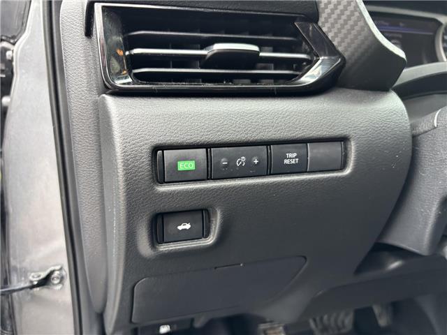 2020 Nissan Sentra SR (Stk: 21581A) in Brantford - Image 7 of 23