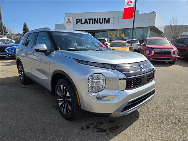 2026 Mitsubishi Outlander LE
