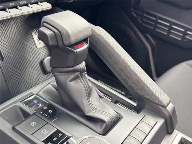 2026 Toyota Tacoma Base (Stk: T116067) in Cranbrook - Image 15 of 20