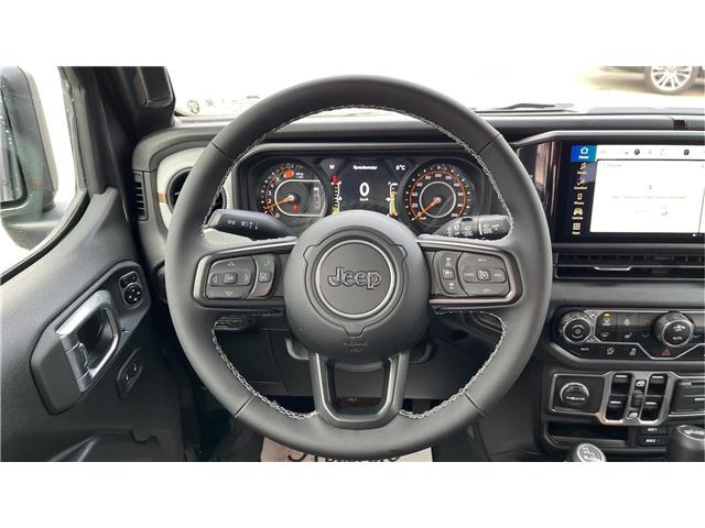 2025 Jeep Wrangler Sport (Stk: TS041) in Kamloops - Image 14 of 27