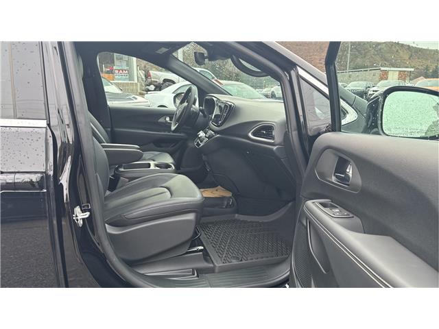 2025 Chrysler Grand Caravan SXT (Stk: TS074) in Kamloops - Image 13 of 35