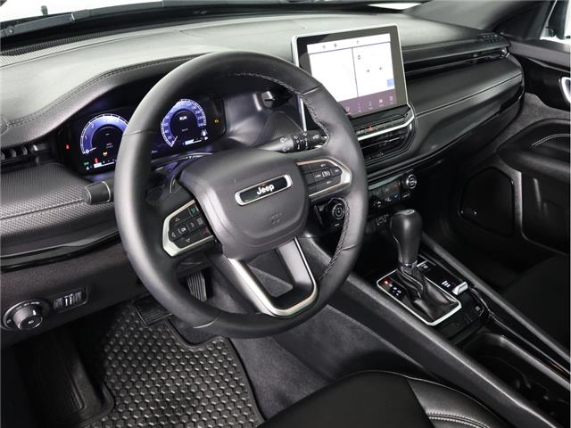 2024 Jeep Compass Altitude (Stk: 26J067A) in Calgary - Image 16 of 23