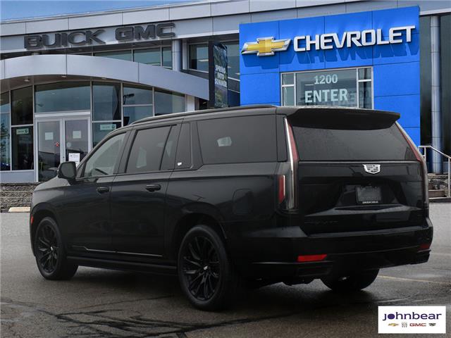 2023 Cadillac Escalade ESV Sport (Stk: U4417) in Hamilton - Image 7 of 32