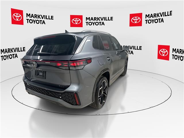2026 Volkswagen Tiguan Highline Turbo R-Line (Stk: 11105831A) in Markham - Image 10 of 30