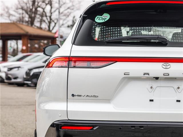 2026 Toyota Crown Signia Limited (Stk: T9804) in Welland - Image 10 of 28