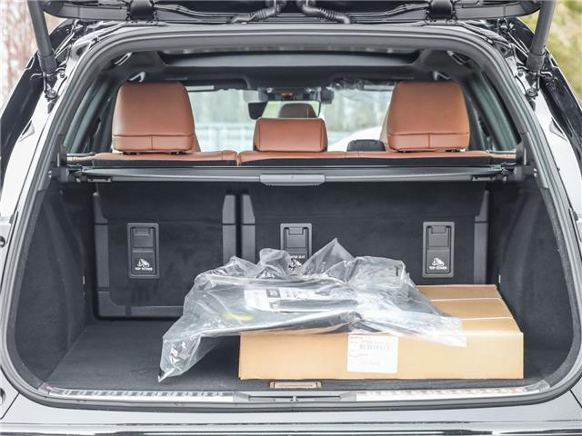 2026 Toyota Crown Signia Limited (Stk: T9820) in Welland - Image 7 of 29