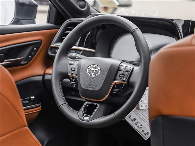 2026 Toyota Crown Signia Limited (Stk: T9820) in Welland - Image 18 of 29