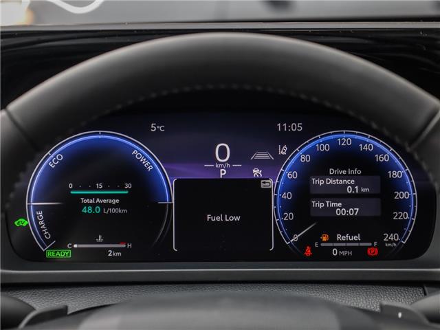 2026 Toyota Crown Signia Limited (Stk: T9820) in Welland - Image 21 of 29