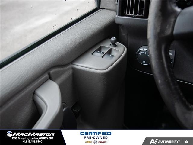 2021 Chevrolet Express 2500 Work Van (Stk: L210879A) in London - Image 23 of 30