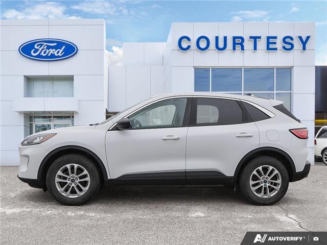 2022 Ford Escape SE (Stk: P6613) in London - Image 3 of 26