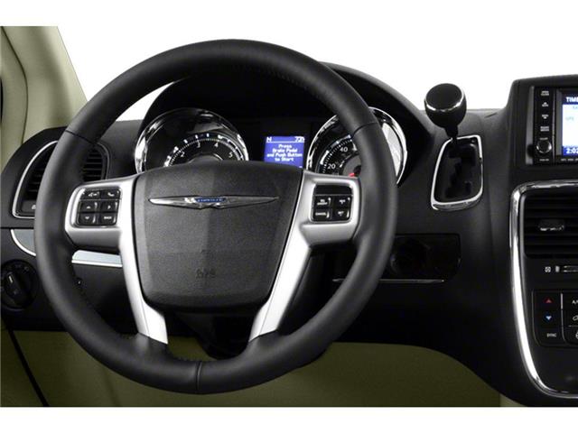 2013 Chrysler Town & Country Touring-L (Stk: P7278XZ) in Oakville - Image 4 of 8