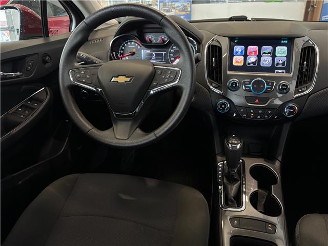 2017 Chevrolet Cruze LT Auto (Stk: 260115A) in Mississauga - Image 9 of 17