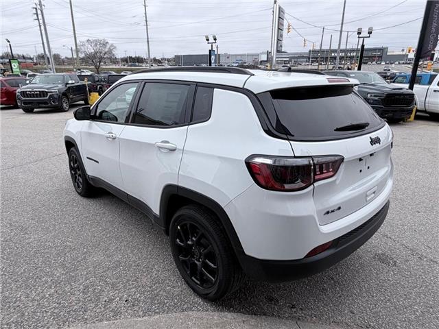 2026 Jeep Compass North (Stk: M23225) in Newmarket - Image 3 of 21