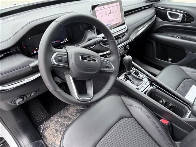 2026 Jeep Compass North (Stk: M23225) in Newmarket - Image 8 of 21