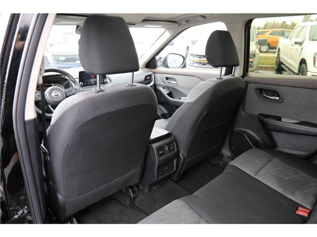 2023 Nissan Rogue SV Moonroof (Stk: PR18068) in Windsor - Image 14 of 30
