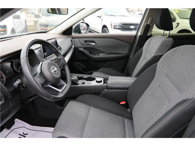 2023 Nissan Rogue SV Moonroof (Stk: PR18068) in Windsor - Image 17 of 30